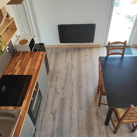 Petit Coin De Bonheur Studio Neuf Avec Terrasse Et Parking Prive A 5Mins Du Centre-Ville La Mure  Exteriér fotografie